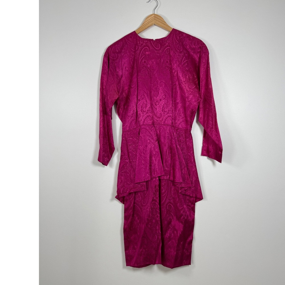 Vintage Handmade 70s Peplum Dress Women Medium Magenta Paisley Satin Jacquard